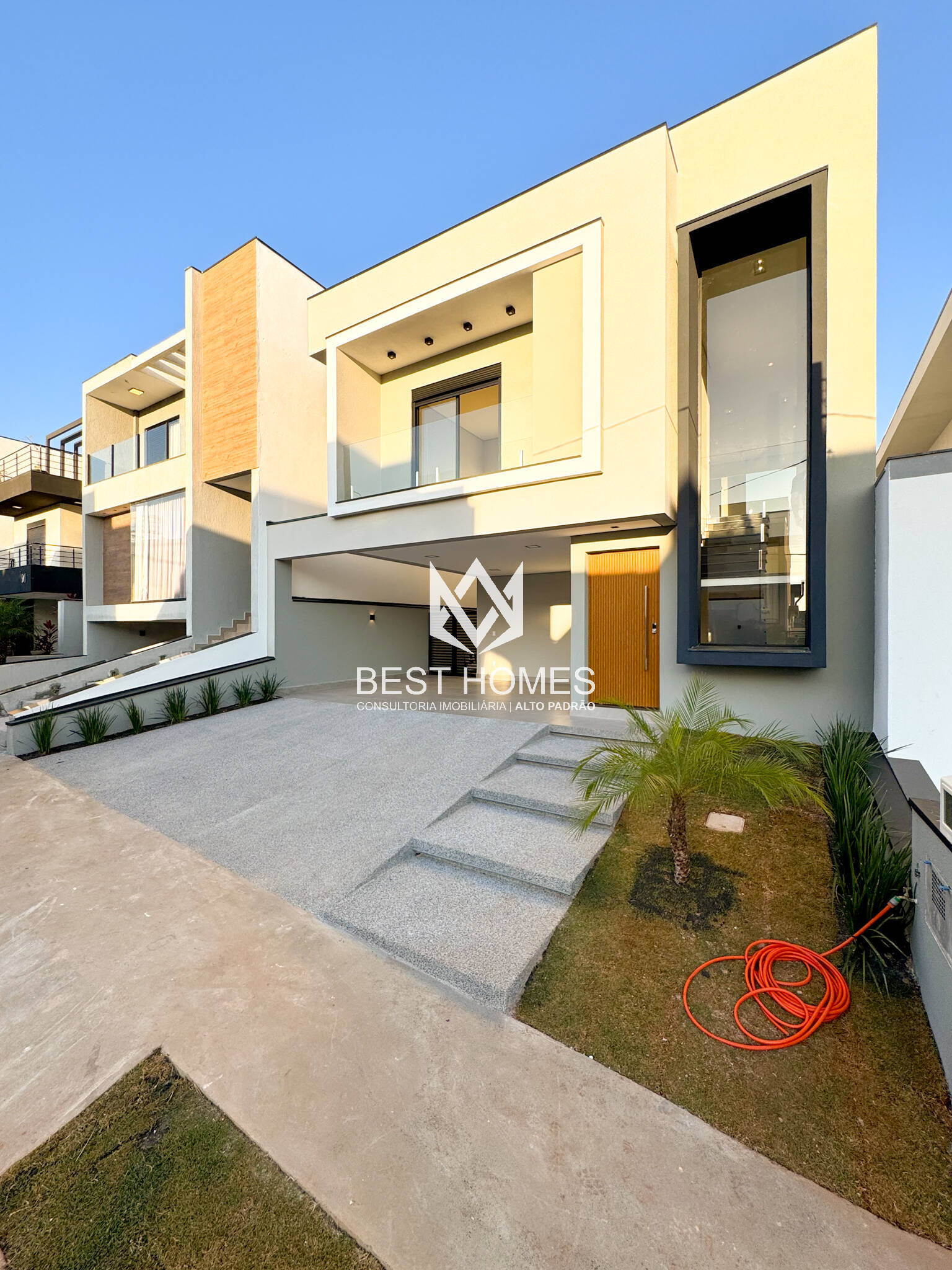 Casa à venda com 3 quartos, 250m² - Foto 3