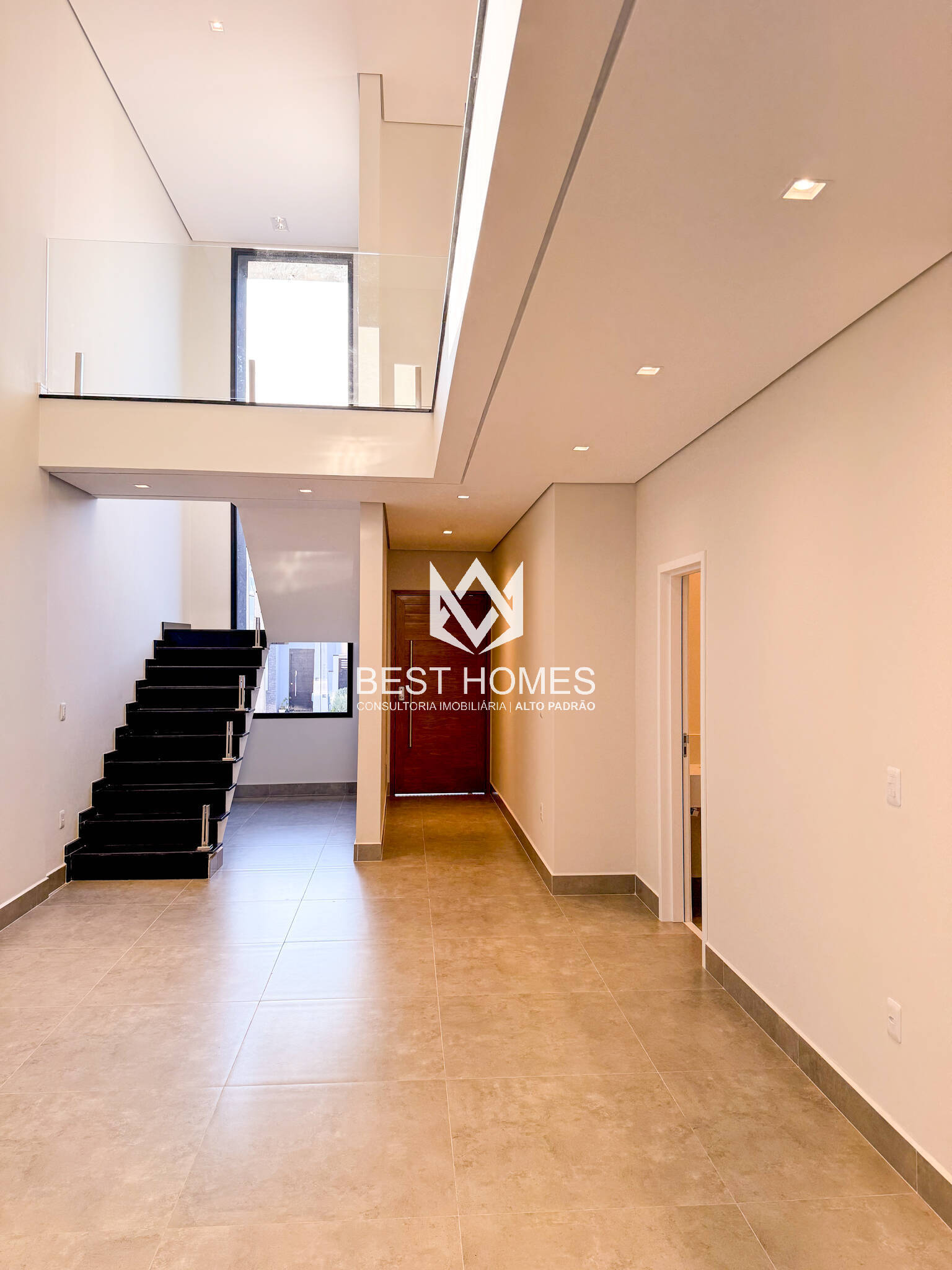 Casa à venda com 3 quartos, 250m² - Foto 7