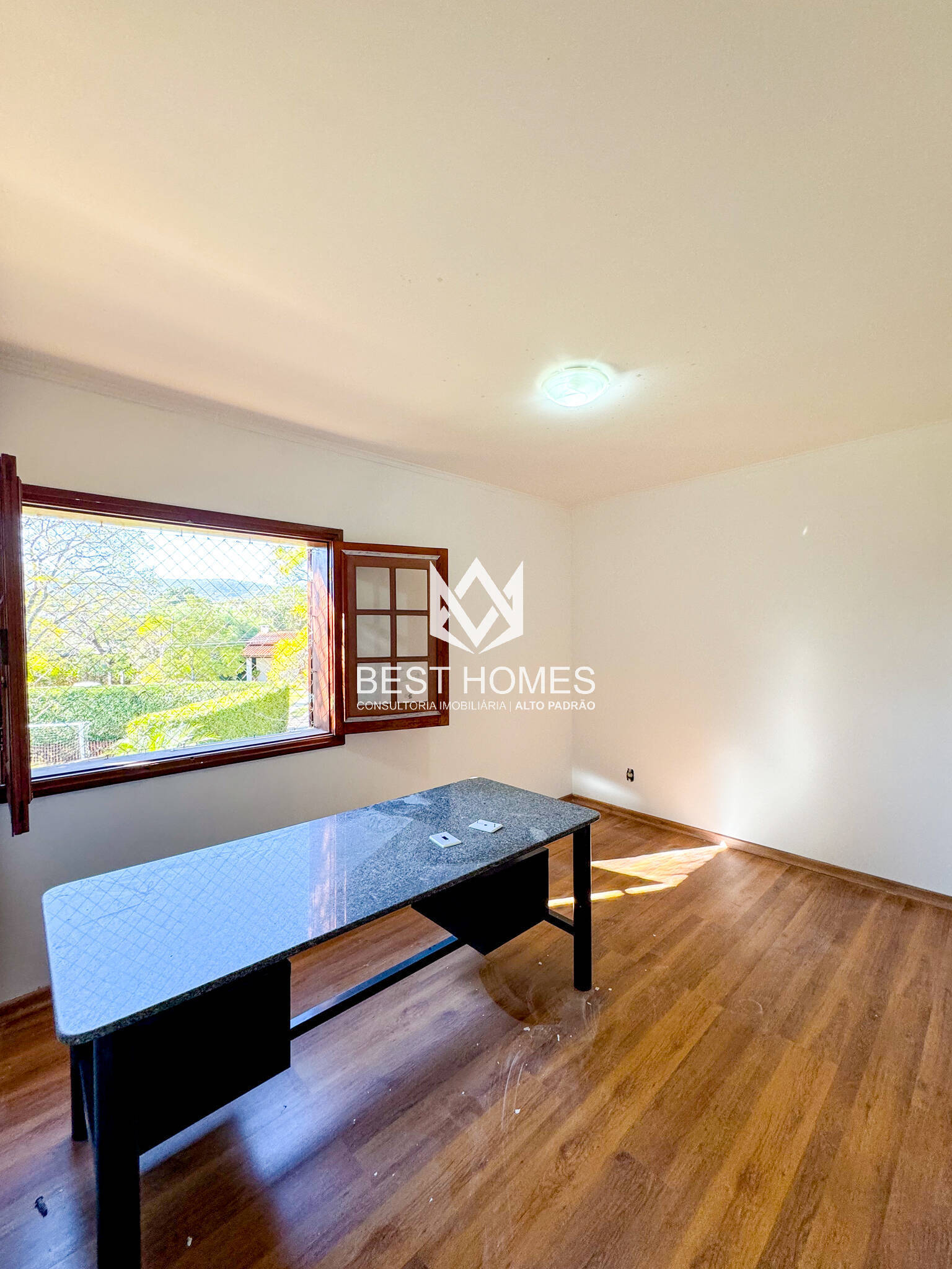 Casa à venda com 4 quartos, 2000m² - Foto 25
