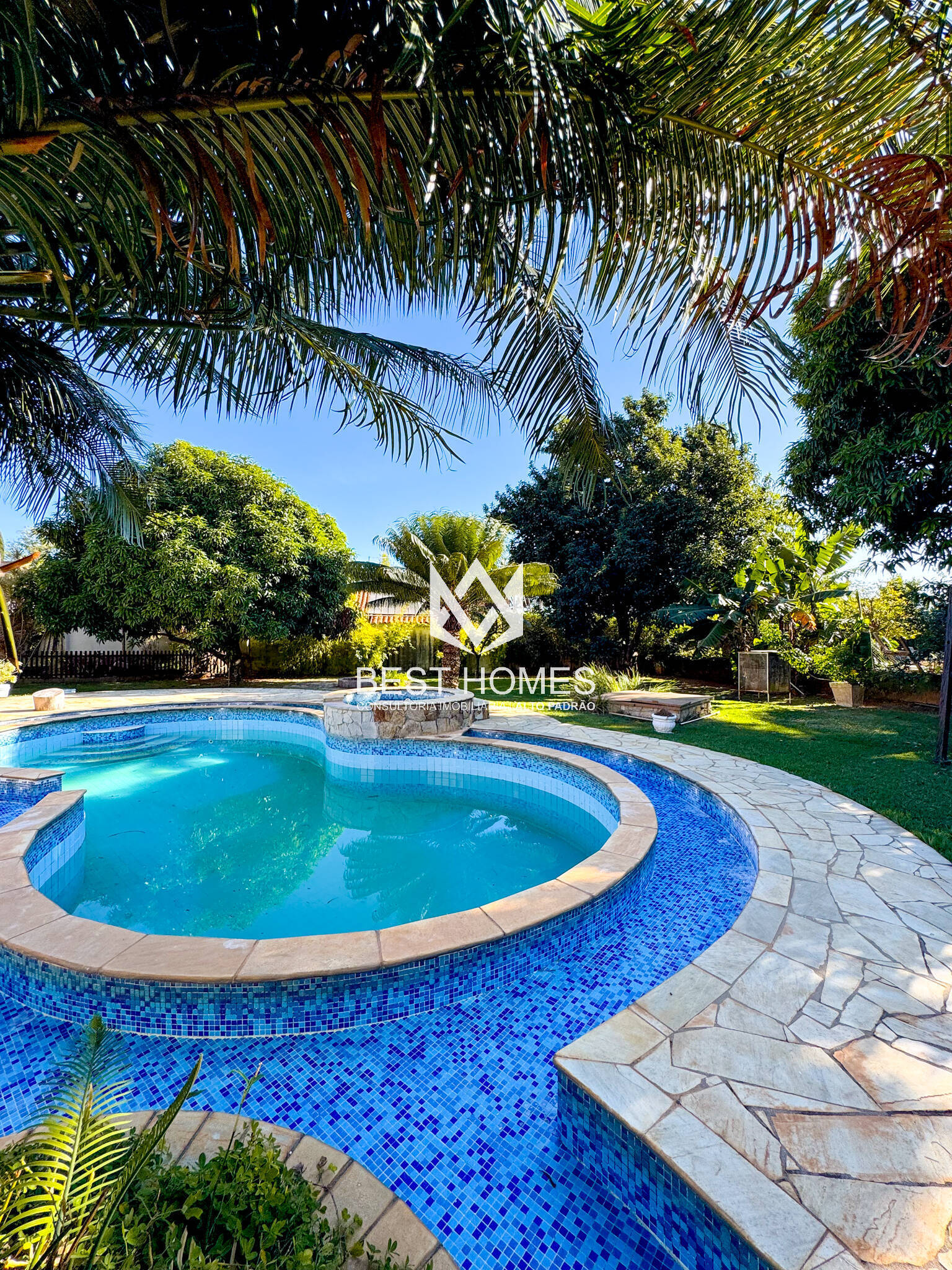 Casa à venda com 4 quartos, 2000m² - Foto 35