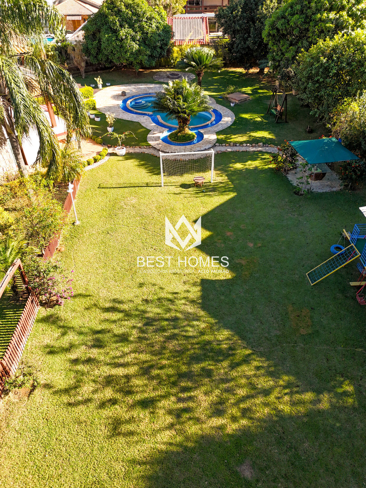 Casa à venda com 4 quartos, 2000m² - Foto 39