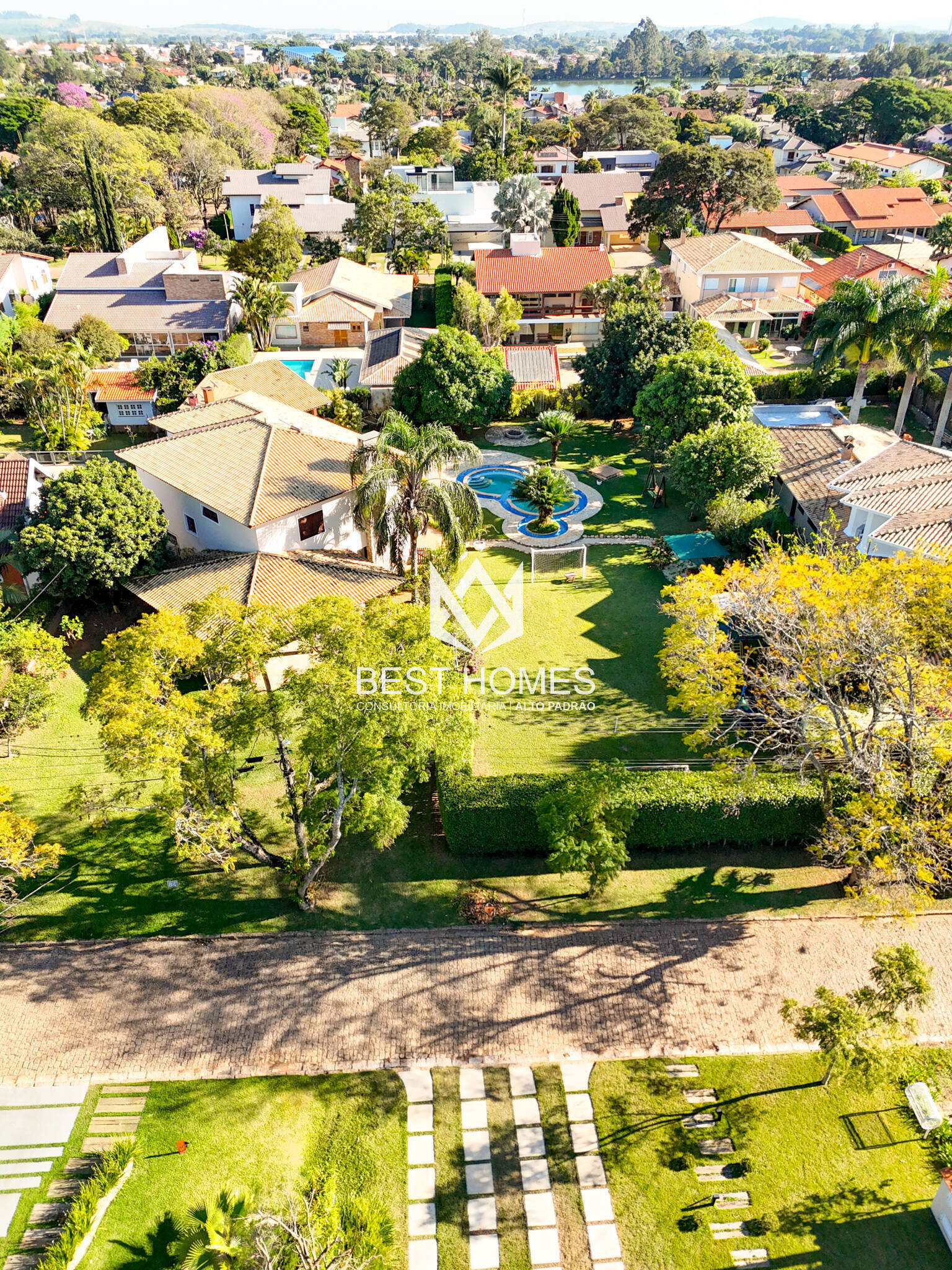 Casa à venda com 4 quartos, 2000m² - Foto 42