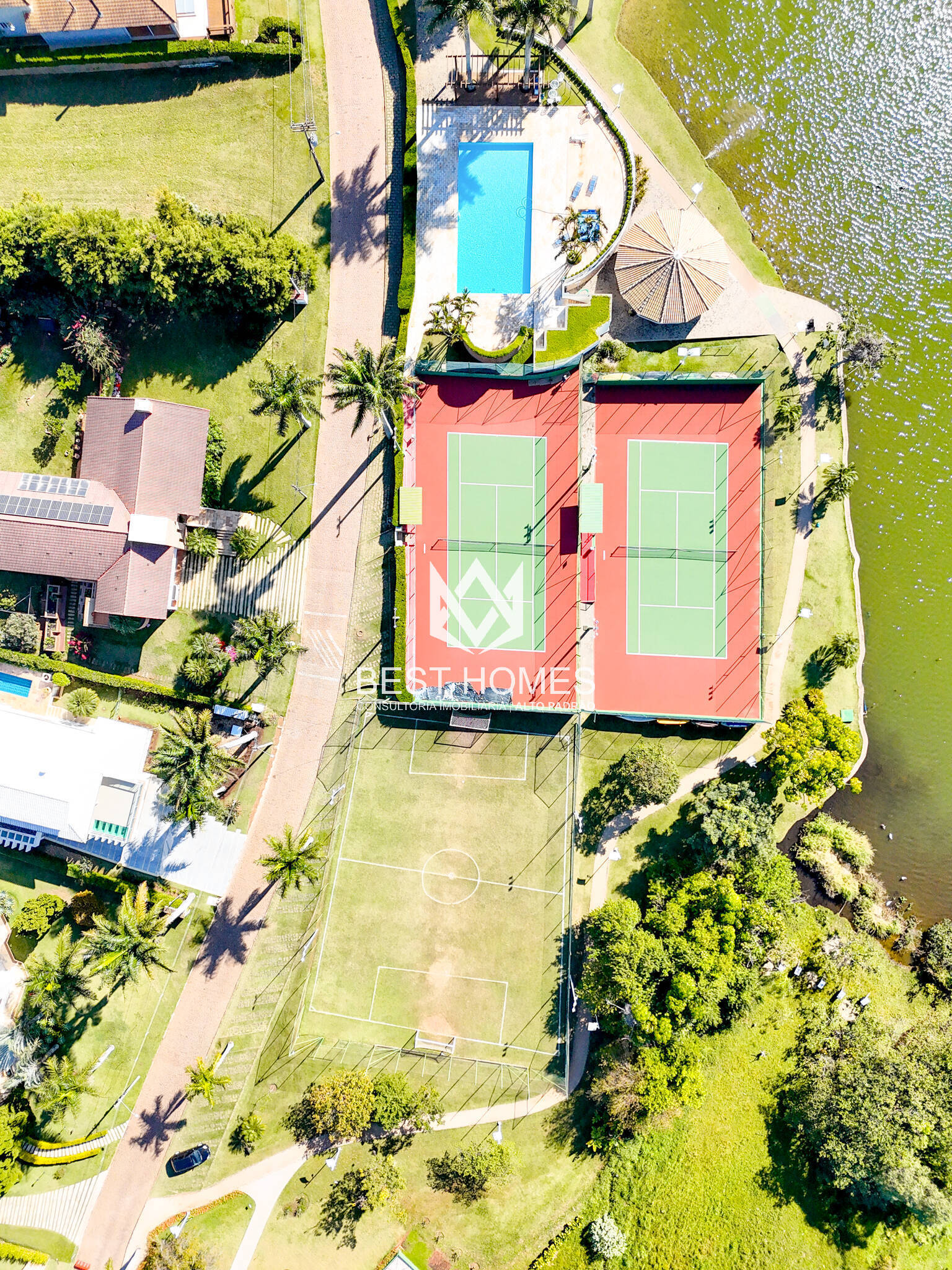 Casa à venda com 4 quartos, 2000m² - Foto 49