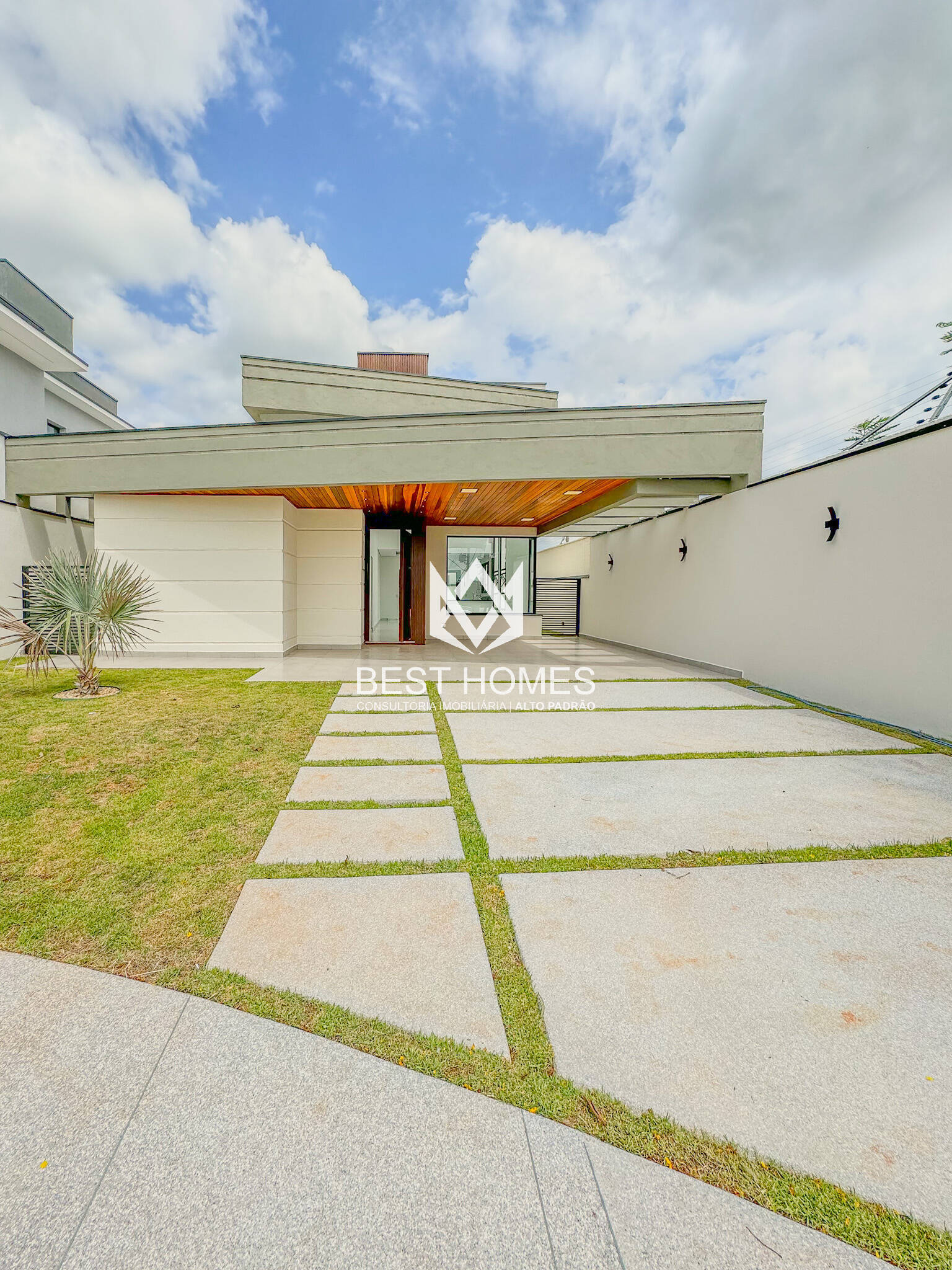 Casa, 3 quartos, 306 m² - Foto 1