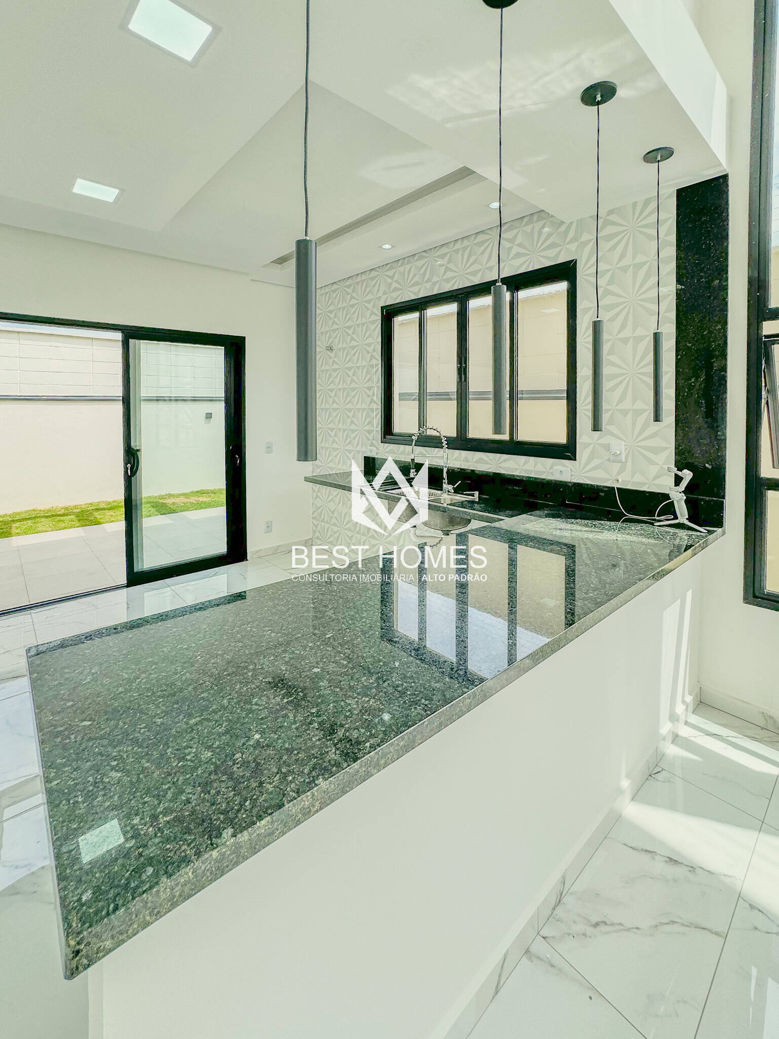 Casa, 3 quartos, 306 m² - Foto 9